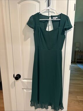 Magnolia Boutique Green Sweetheart Smocked Midi Dress